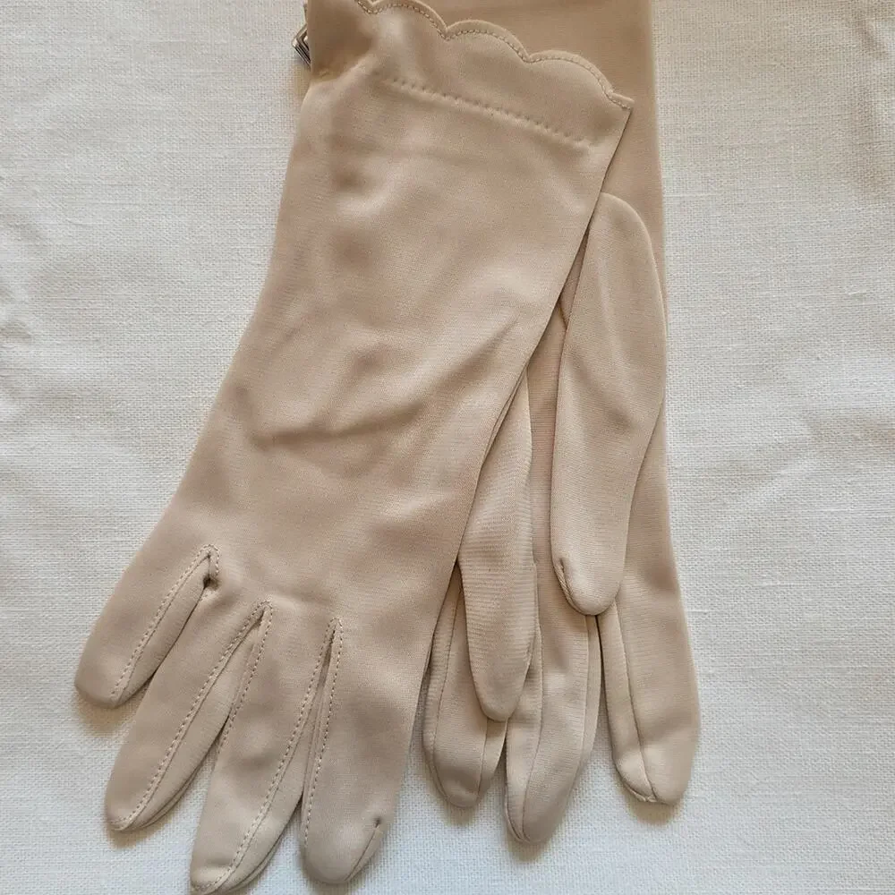 Vintage 60's Dress Gloves 'KAYSER' Soft Beige Nylon Gloves Scalloped XL 8.5-10